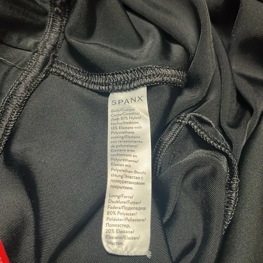 Spanx faux leather Moto bike short - Picture 8 of 10